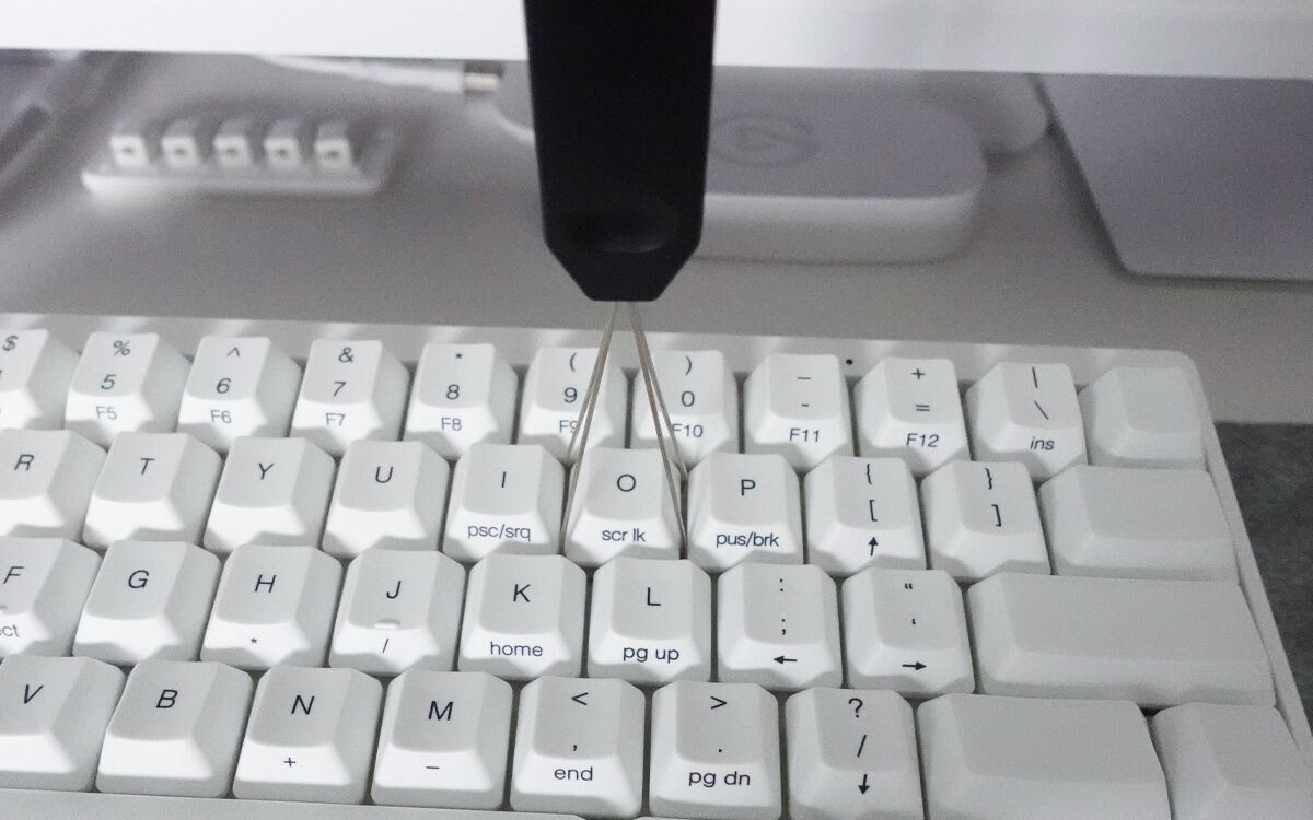 HHKB 無刻印 雪モデルのキーキャップを刻印タイプに交換した話
