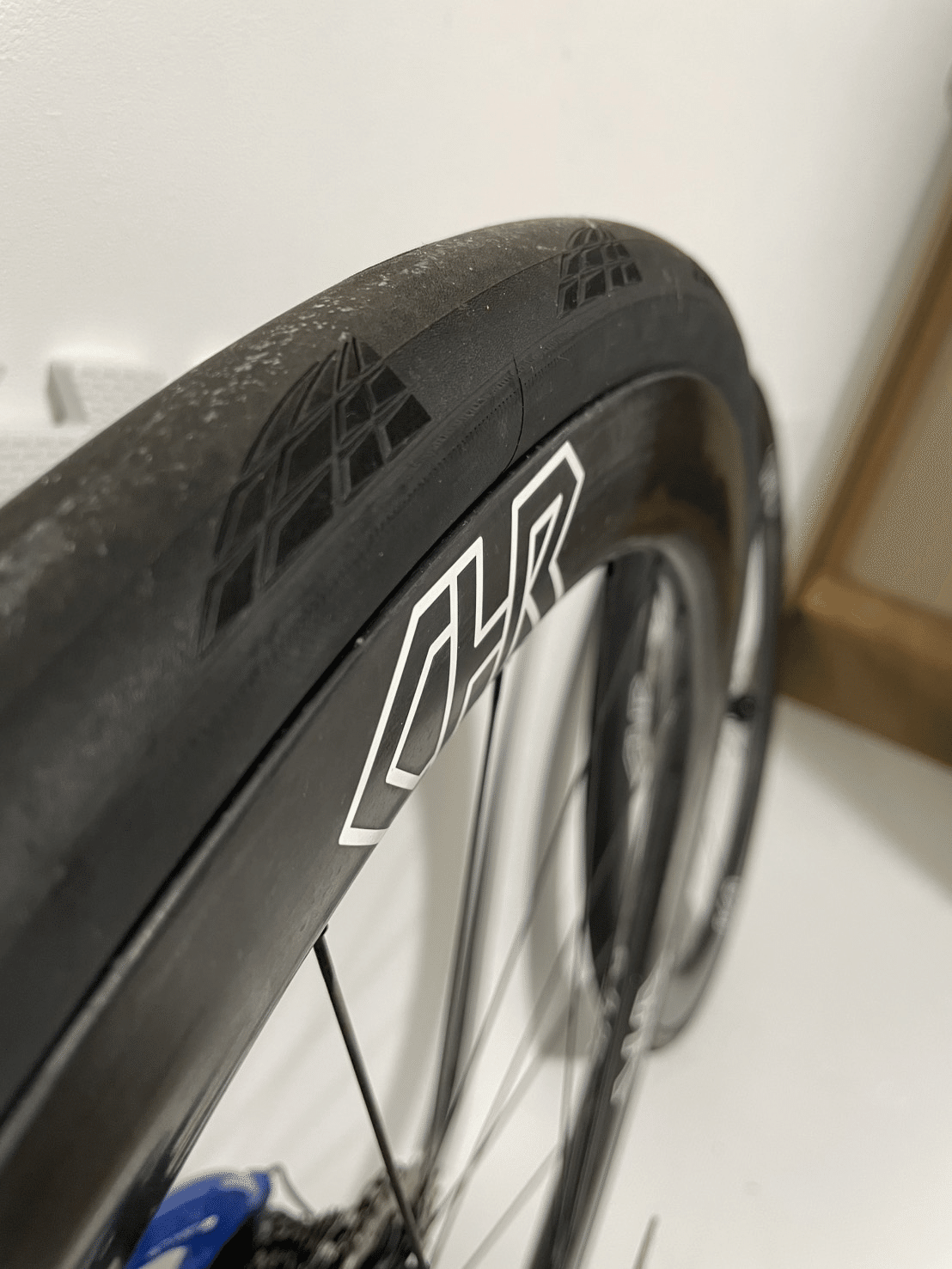 ちくわホイールのフックドリムとフックレスリムの違いを比較検証して