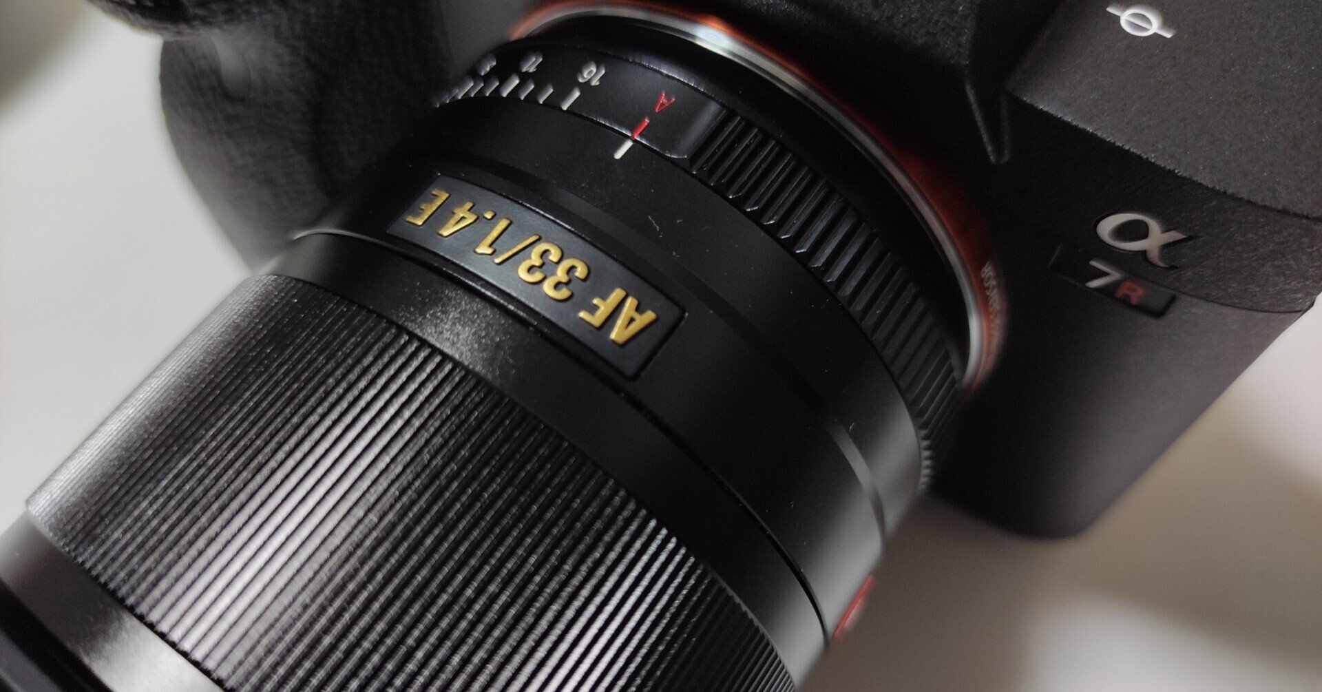 Viltrox AF 33mm F1.4 STMが良さげだった話｜ねこむろ