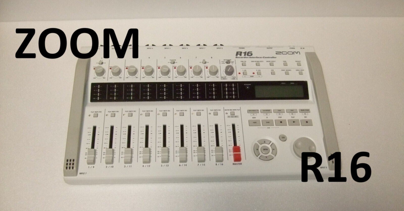 ZOOM マルチトラックレコーダー（R16）｜モメドラム