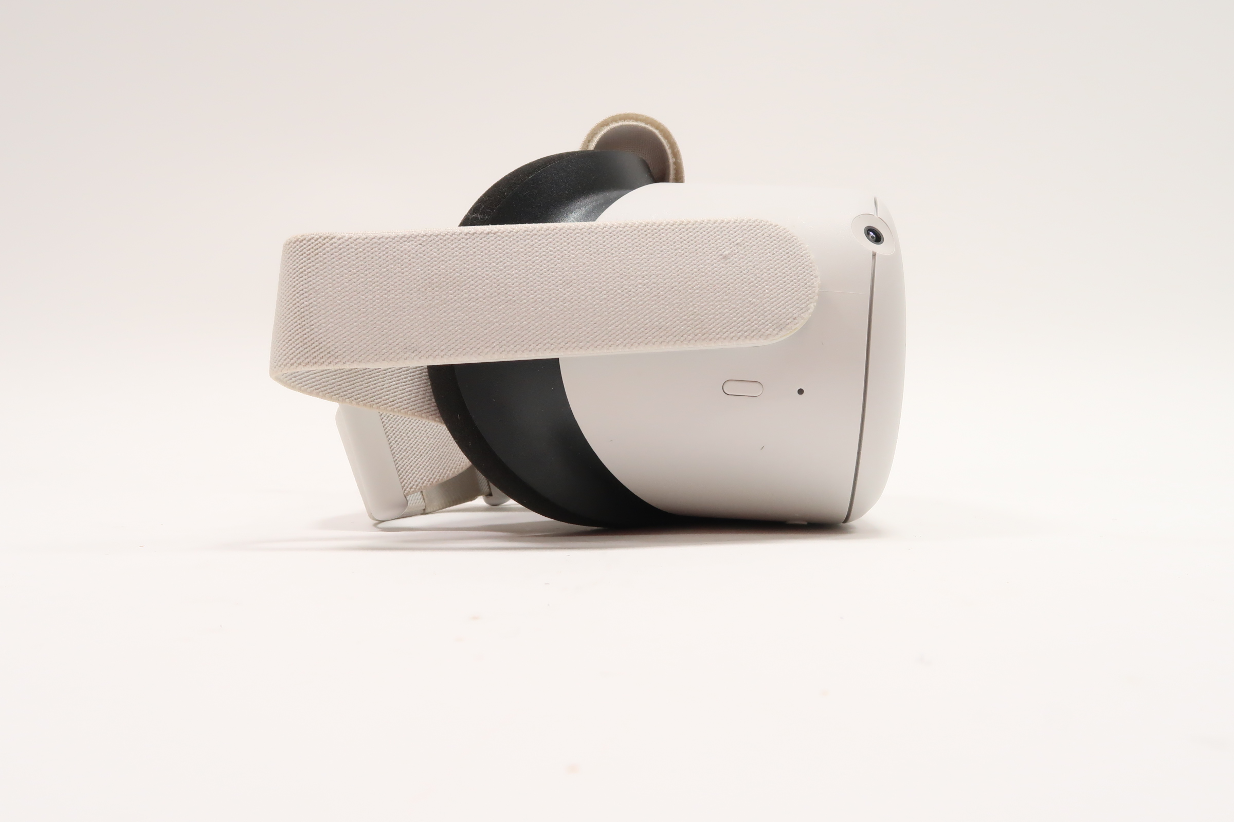 Oculus Quest 2 64GB All-in-One VR Headset