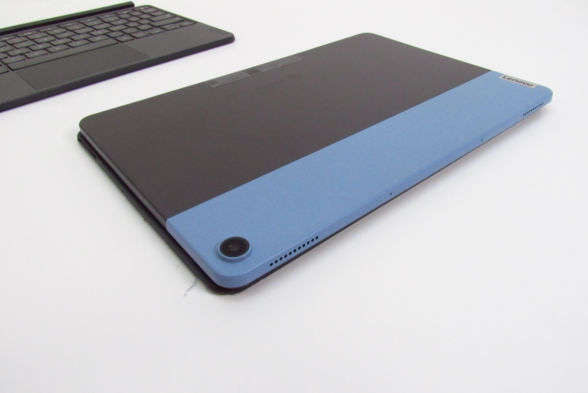 Lenovo Chromebook CT-X636F MediaTek Helio P60T 2GHz 4GB RAM 64GB