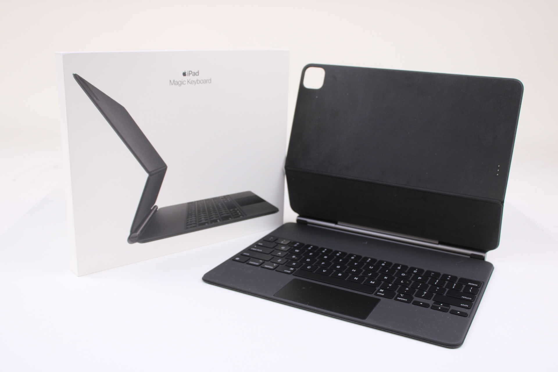 e92d240b-4ccb-4121-8756-