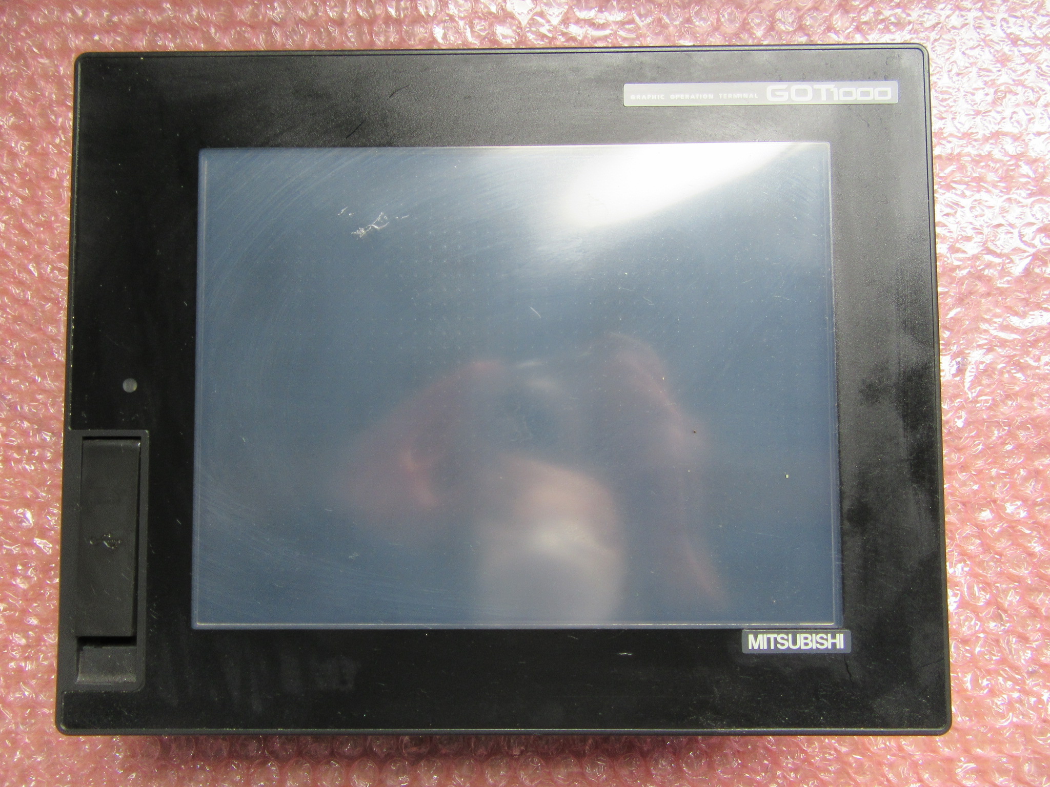 三菱/MITSUBISHI タッチパネル GOT2000(GT2705-VTBD) | マシンライフ