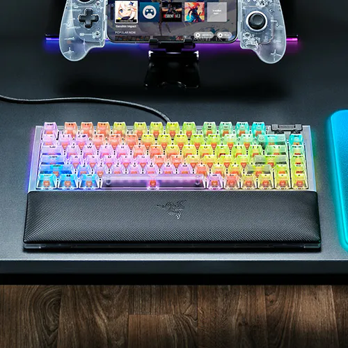 Phantom White コレクション RGB ゲーミングセットアップ | Razer 日本