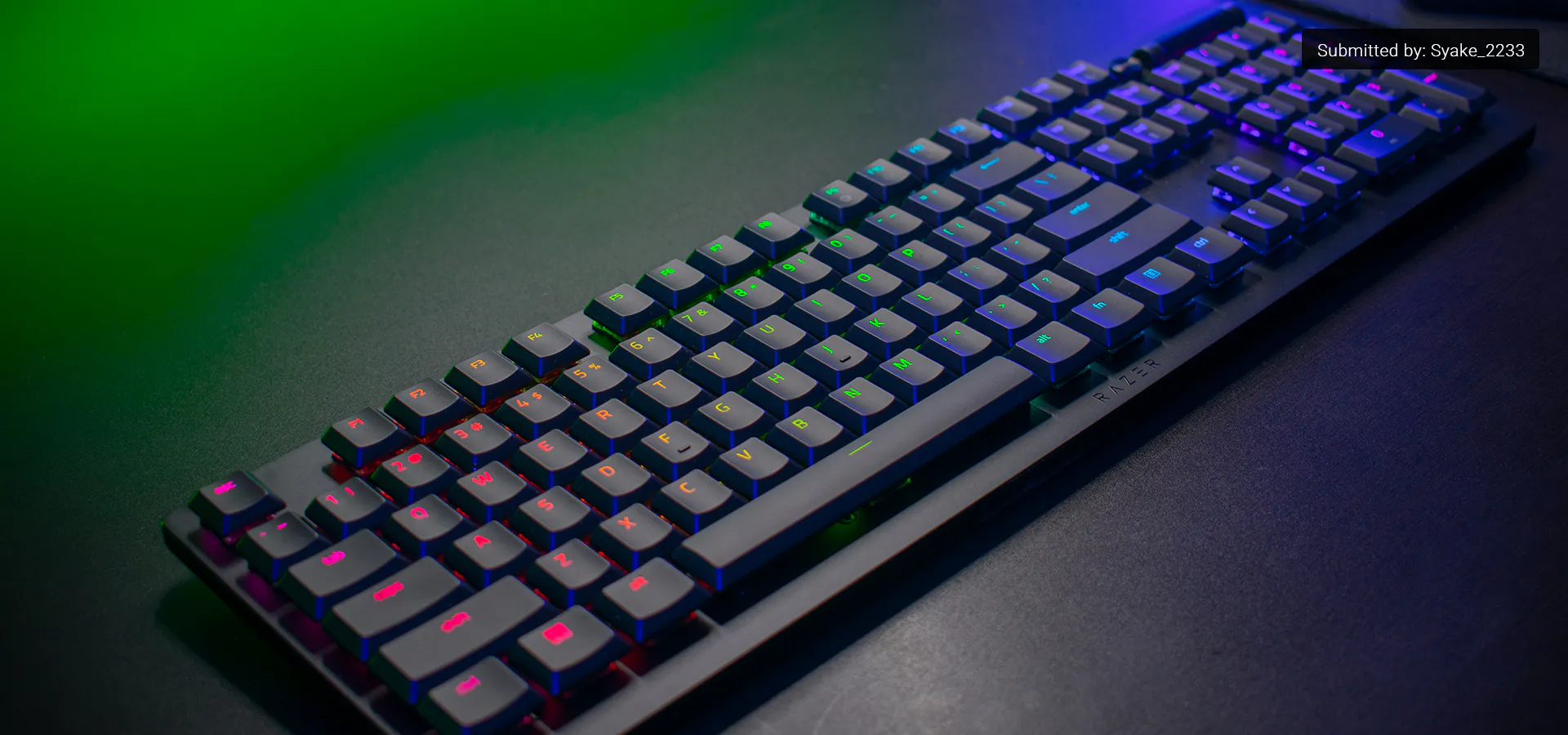 超スリムなワイヤレスキーボード - Razer DeathStalker V2 Pro | Razer