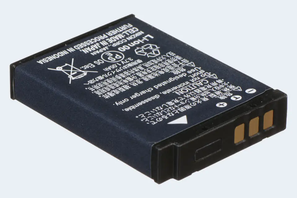 Nikon A900 battery: what are the options?