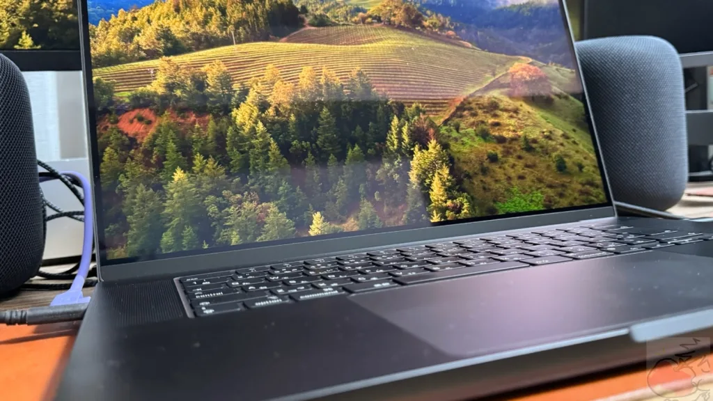 どっちが買い？14インチor16インチMacBook Proを使って分かった決定的