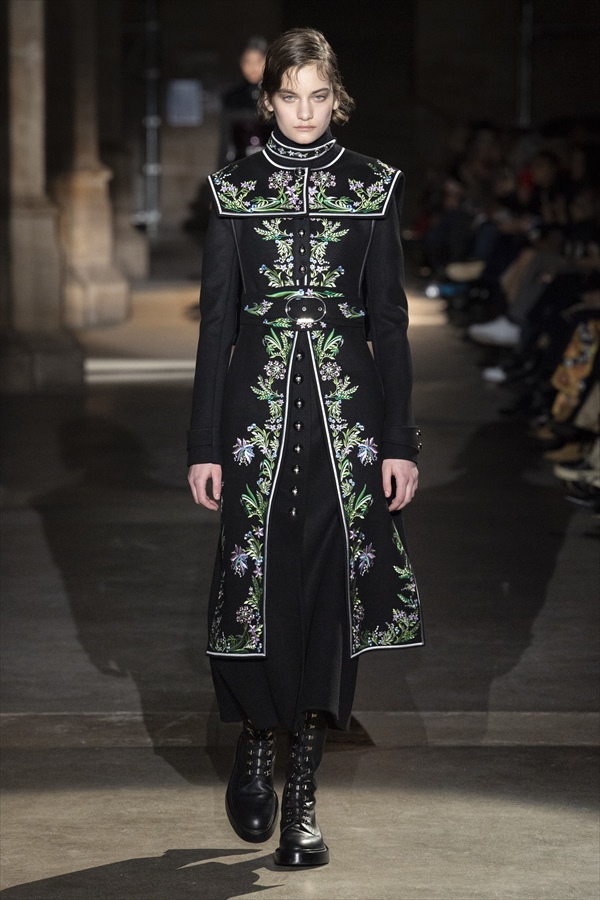 PACO RABANNE／パコ ラバンヌ | アパレルウェブ：アパレル