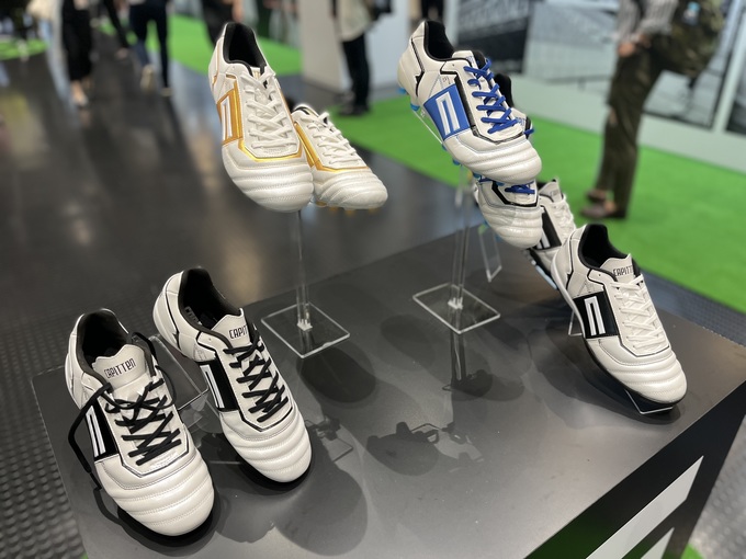 レポ】イニエスタが手がける新フットボールブランド『キャピテン』誕生