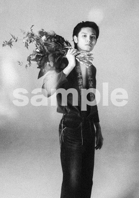 萩原利久 2026年版卓上カレンダー発売決定! | awesome