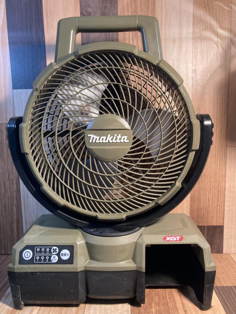 マキタ 40V充電式ファン CF001Gの中古 中古B使用感あり 《神奈川・横浜