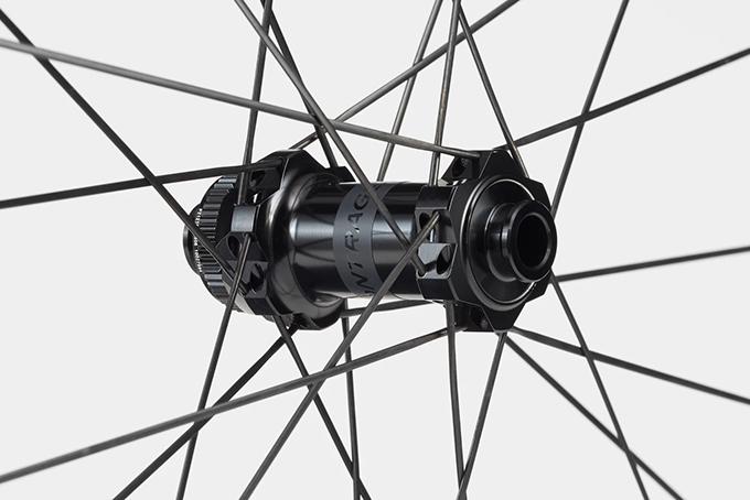 BONTRAGER Aeolus Pro 51 TLR Disc | トライアスロンのことなら