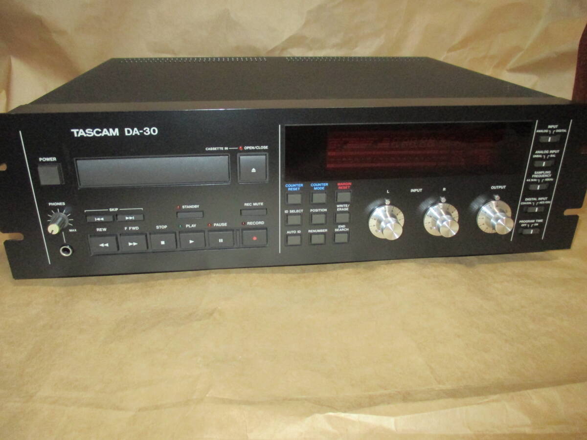 Yahoo!オークション -「tascam da」(DAT機器) (オーディオ機器)の落札