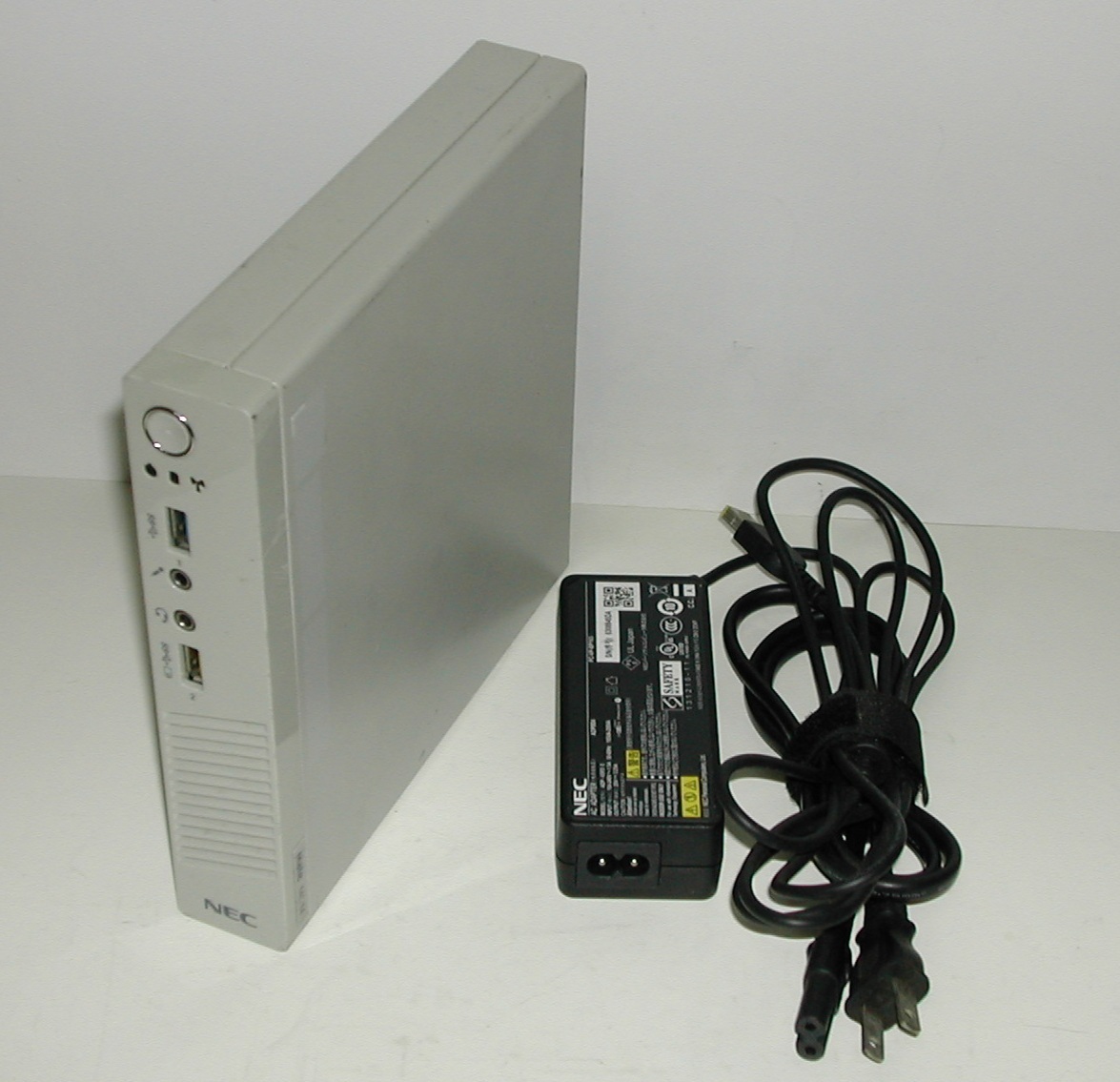 NEC パーソナルコンピュータ PC-DA370HAW-E3 PC-GD18CTCCTZ1BA3YCZ
