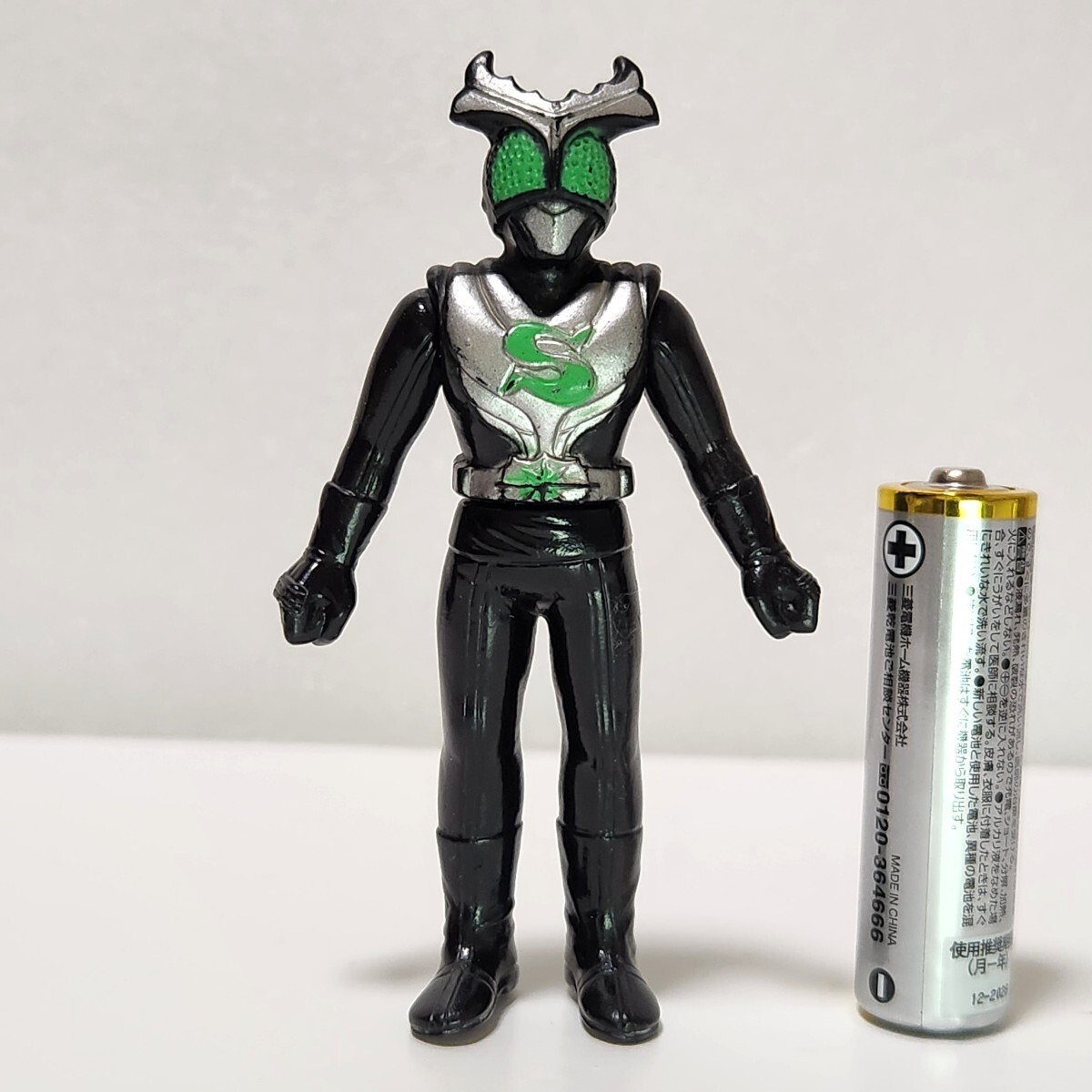 Yahoo!オークション -「仮面ライダーストロンガー ソフビ」(ビンテージ