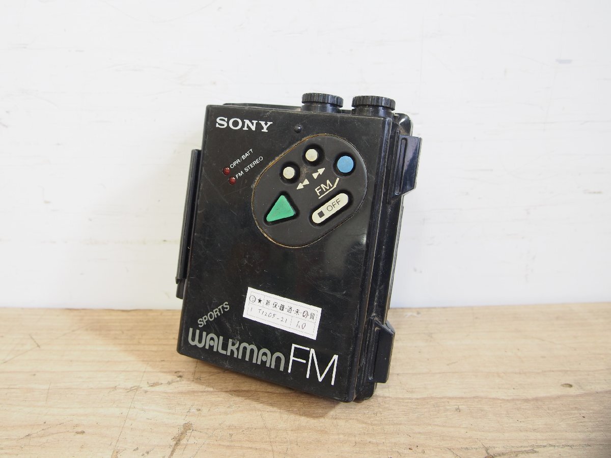 Yahoo!オークション -「sony sports walkman」(ポータブルプレーヤー