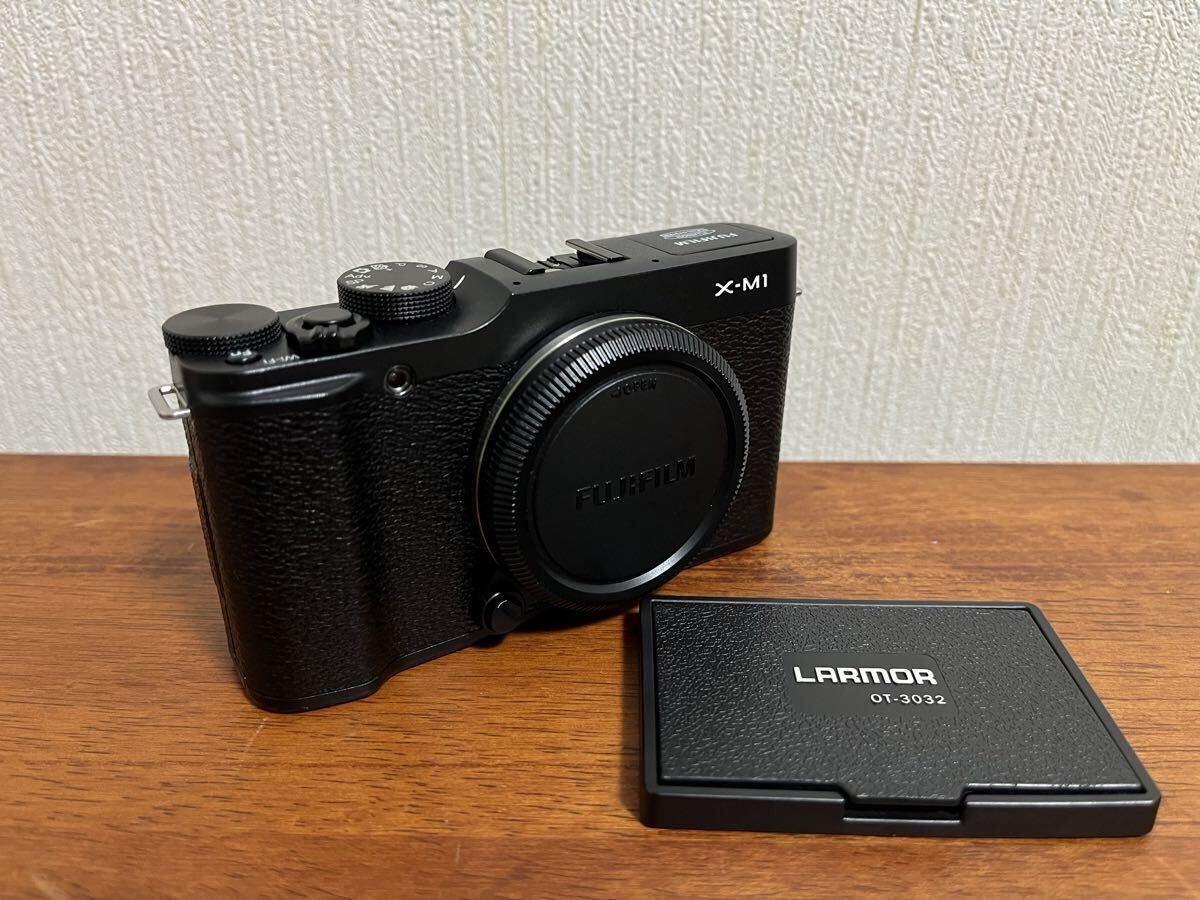 Yahoo!オークション -「fujifilm x-m1」の落札相場・落札価格