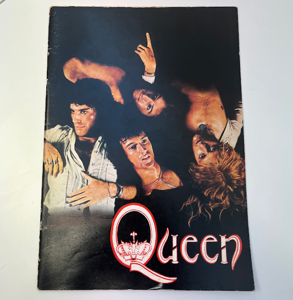 Yahoo!オークション -「queen」(パンフレット) (記念品、思い出の品)の