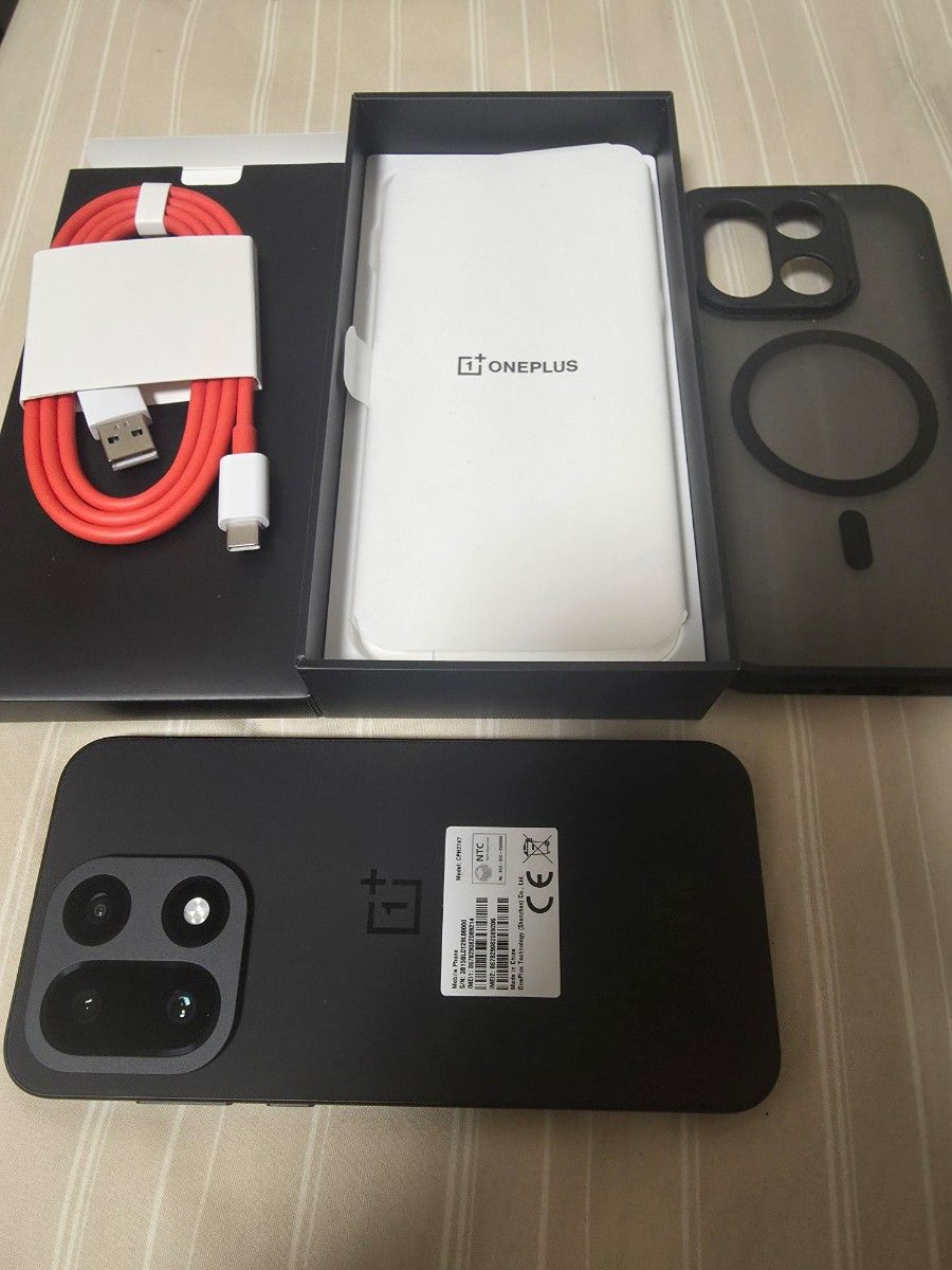 Oneplus 12 純正グローバル版 512GB ハッセルブラッド ワンプラス