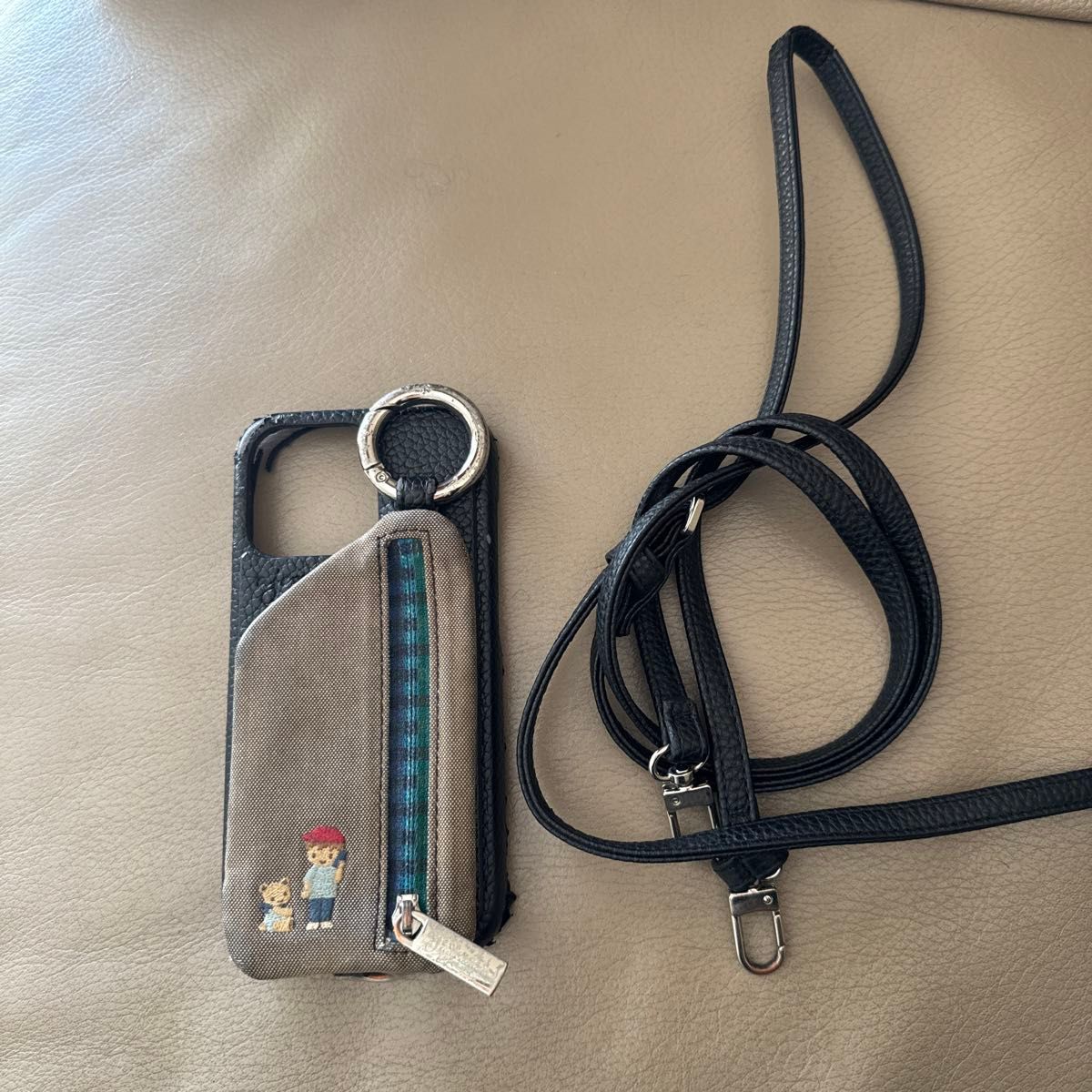 新品 familiar ファミリア スマホショルダー 日本相撲協会｜Yahoo
