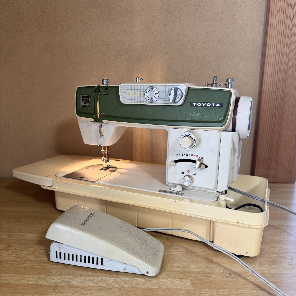 Yahoo!オークション - BROTHER ブラザー ミシン ZZ3-b744 現状品