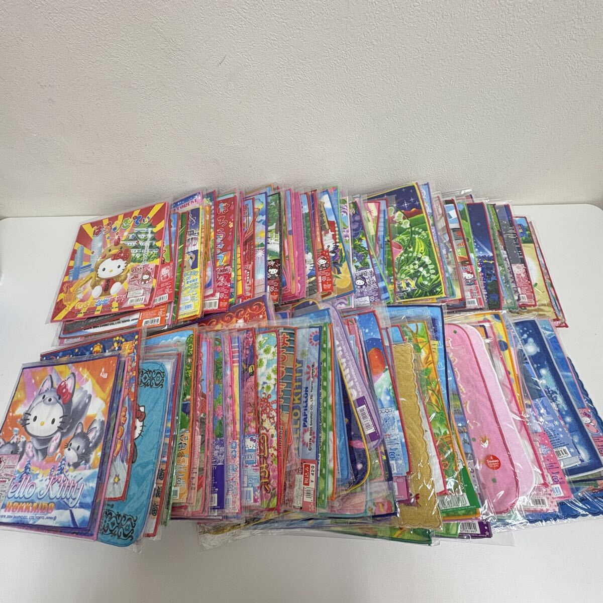 ご当地キティの値段と価格推移は？｜582件の売買データからご当地