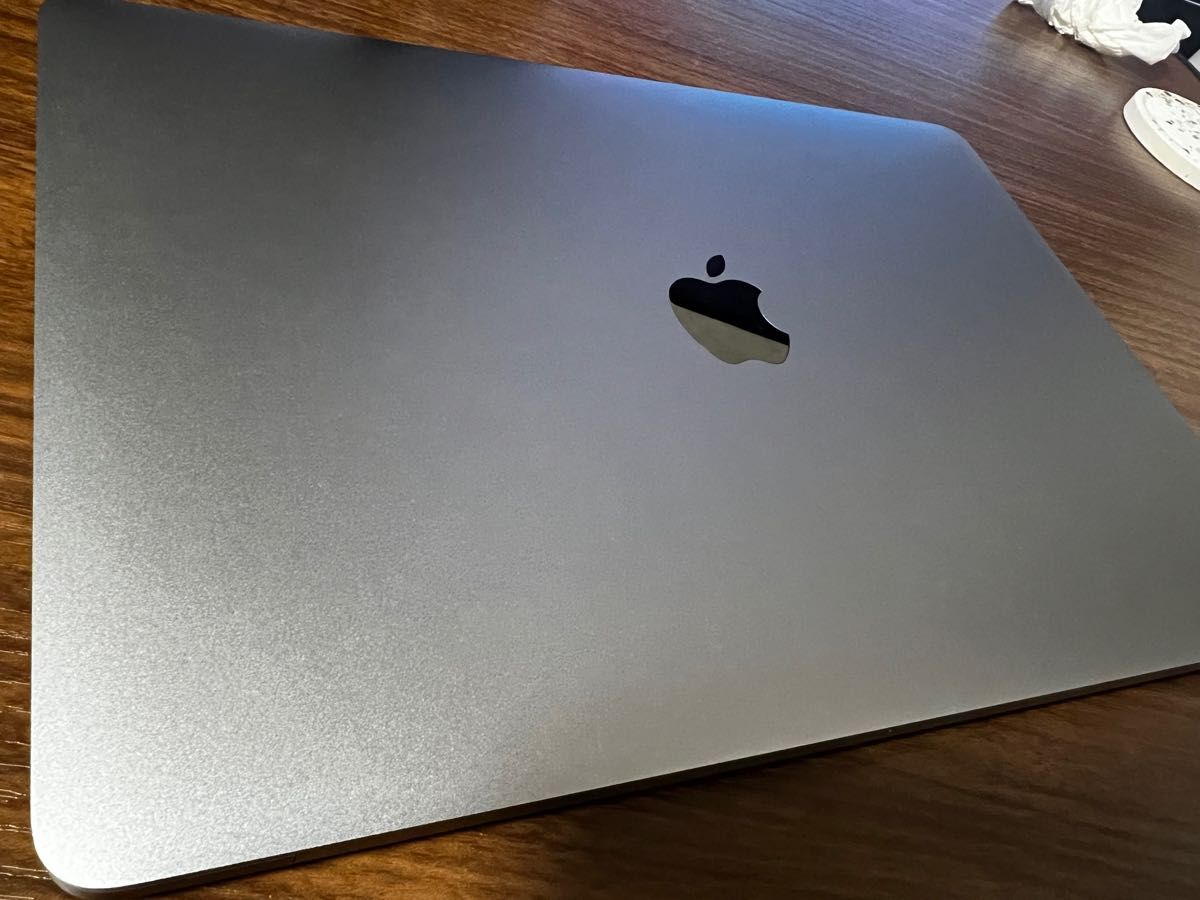 MacBook Pro Apple MacBook SSD スペースグレイ Touch Bar スペース