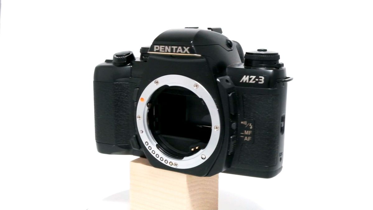 ペンタックス PENTAX Q10 ボディ ホワイト 完動品 バッテリー付き