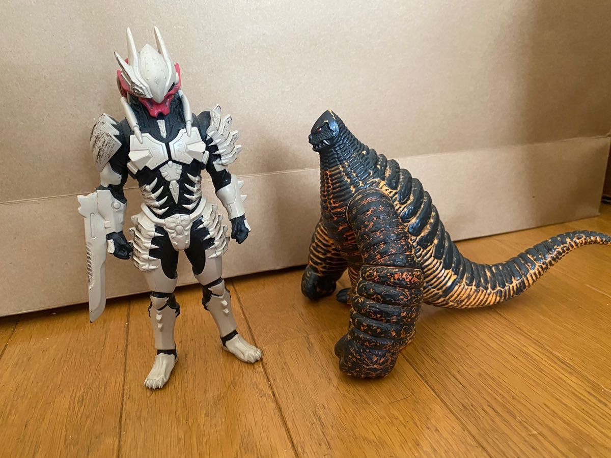 ウルトラマン 怪獣 ソフビ 19体 まとめ売り｜Yahoo!フリマ（旧PayPay
