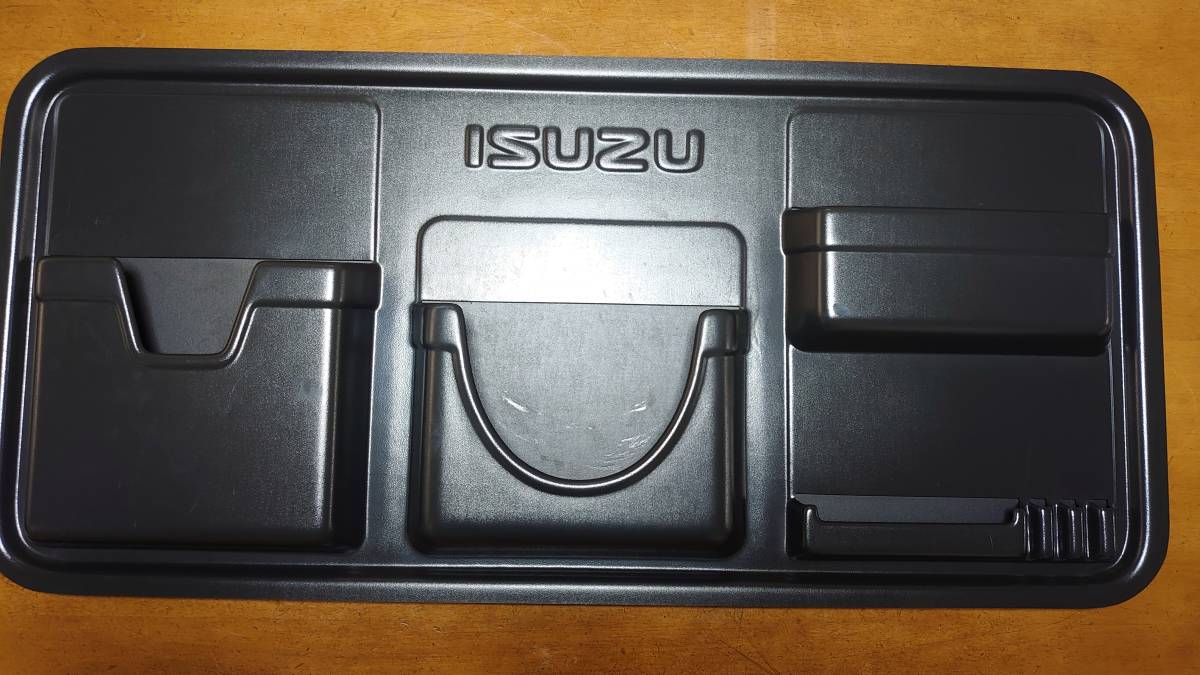 いすゞ ギガ リヤウィンドウボックス リアウィンドウボックス 中古品