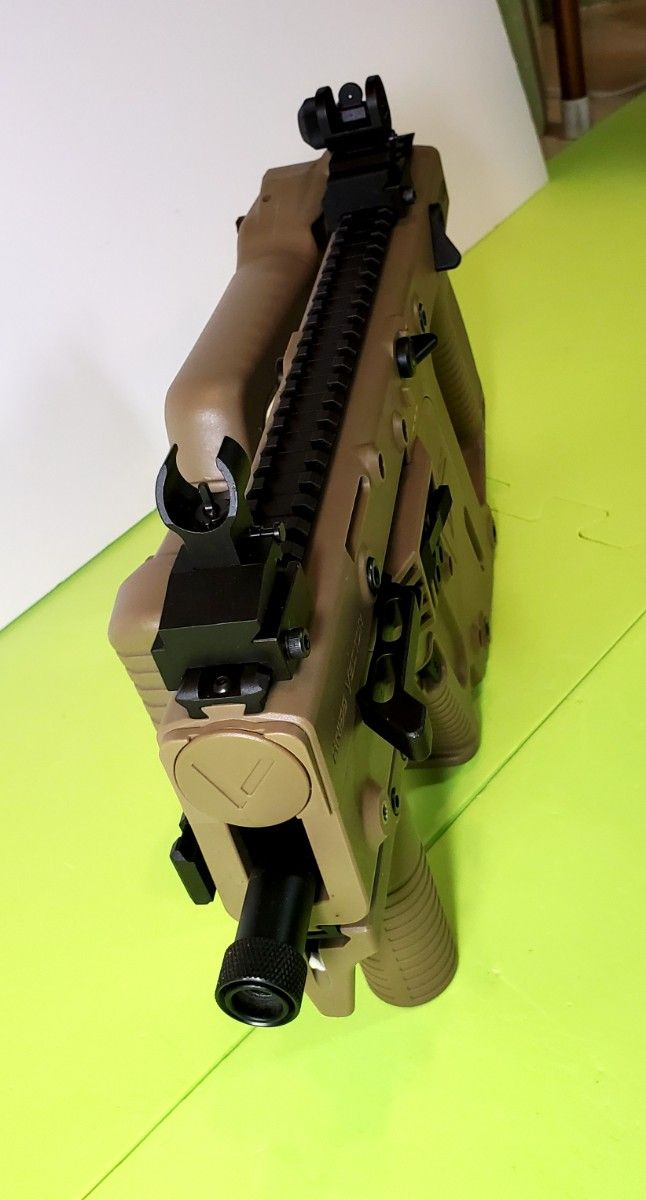 KSC KWA クリスベクター KRISS VECTOR Tan カラー Ver 限定生産品 ガス