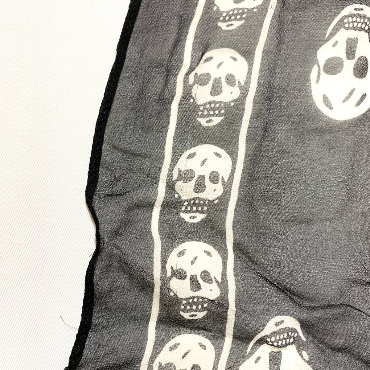 アレキサンダーマックイーン ALEXANDER McQUEEN スカル柄 大判 シルク
