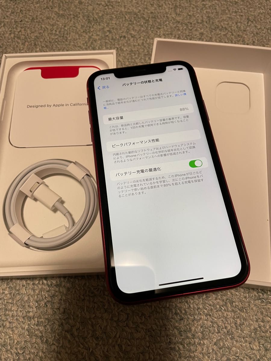 中古品 iPhone 11 64GB （PRODUCT）RED 赤 ケーブル未使用 本体 SIM