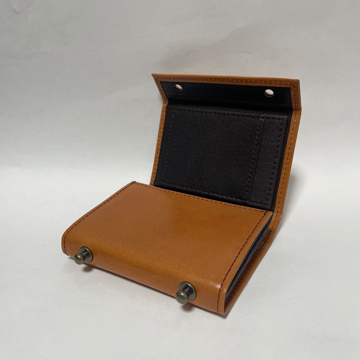 m+ エムピウ ミッレフォッリエ2 P25 ブスケット コニャック 革財布