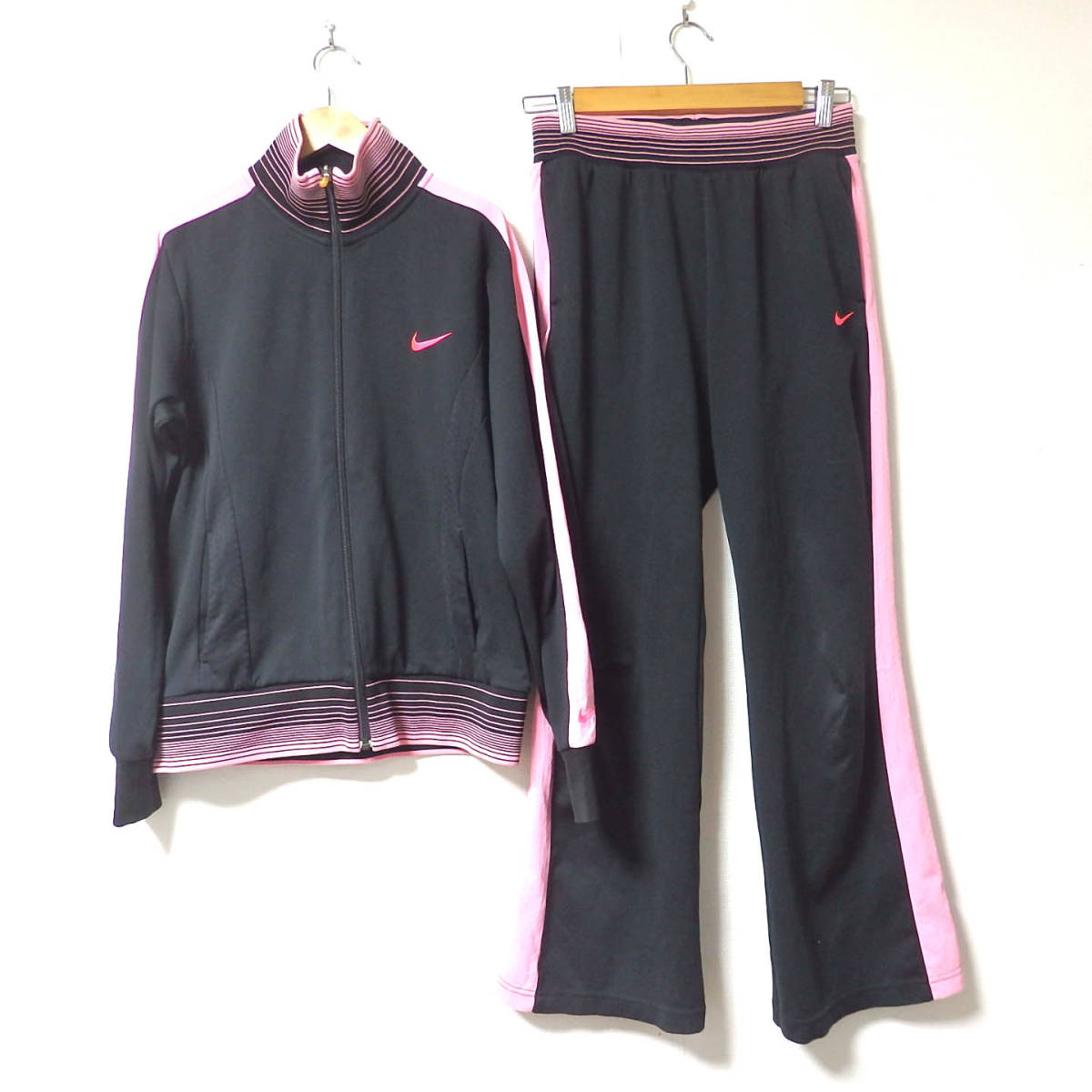 ナイキジャージ上下/セットアップ WOMEN'S レディース Lサイズ 黒