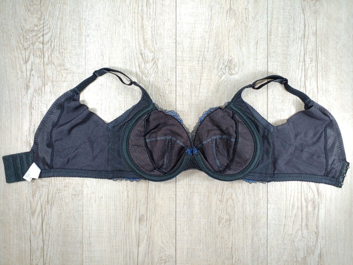 マルコ カーヴィシャス 3/4カップ ショート ブラジャー D75 ブラック