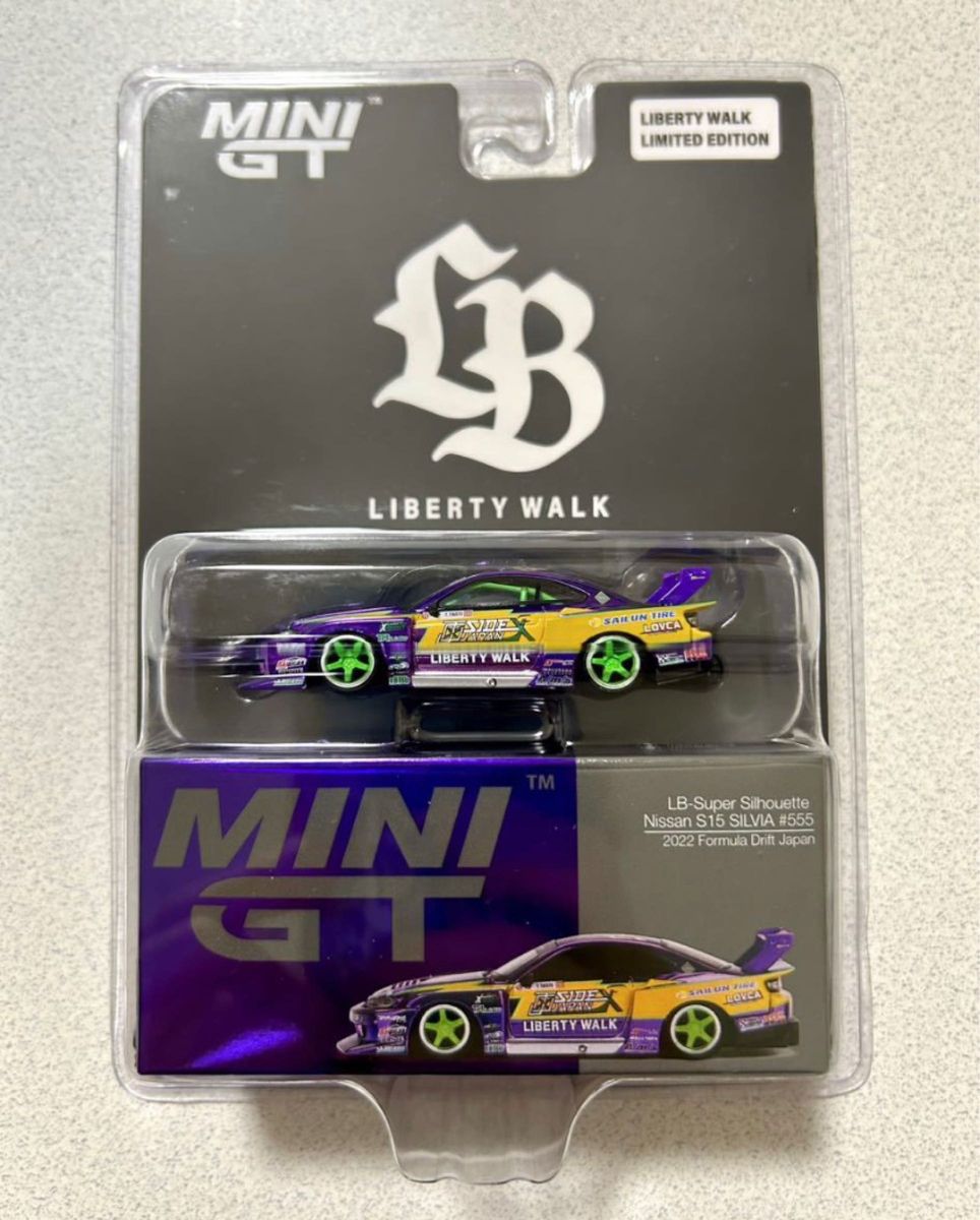 MINI GT リバティウォーク ゴールドミニカー サイン入り MINI GT