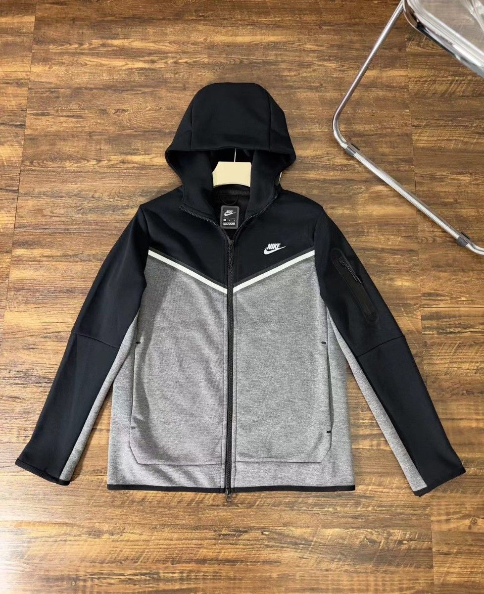 NIKE テックフリース 上下 セットアップ ブラック グレー 上下