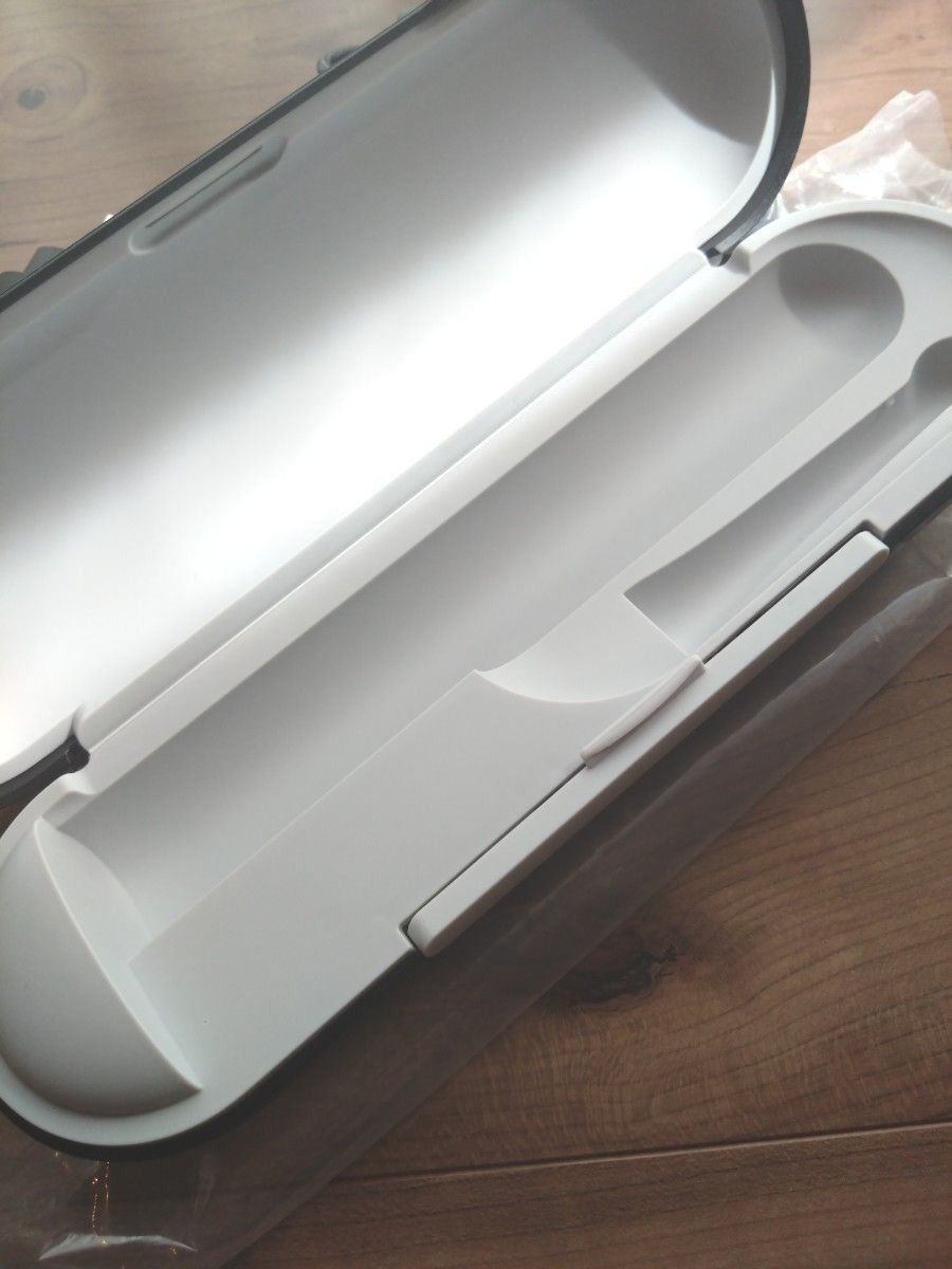 ブラウン オーラルB io用 充電機能付きトラベルケース BRAUN ブラック