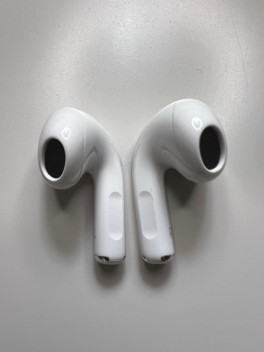 AirPods 第3世代 MME73J/A MPNY3J/A 充電ケースと右耳と左耳のみ