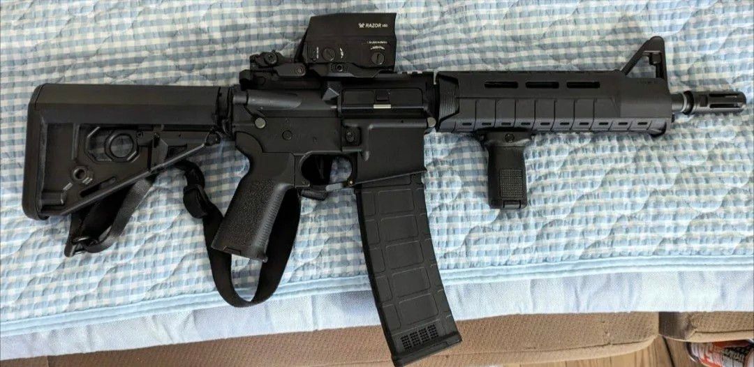 MAGPUL MOE-SL ハンドガード 実物 AR-15 M4 カービンレングス マグプル