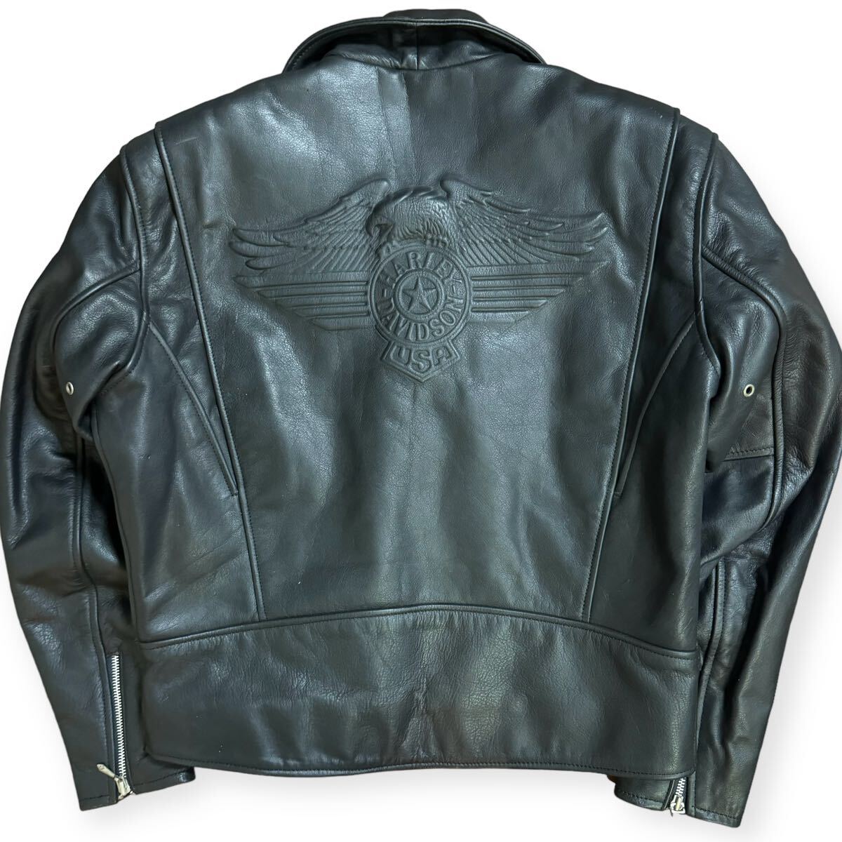 美品 HARLEY DAVIDSON ハーレーダビッドソン エンボス加工 バックロゴ