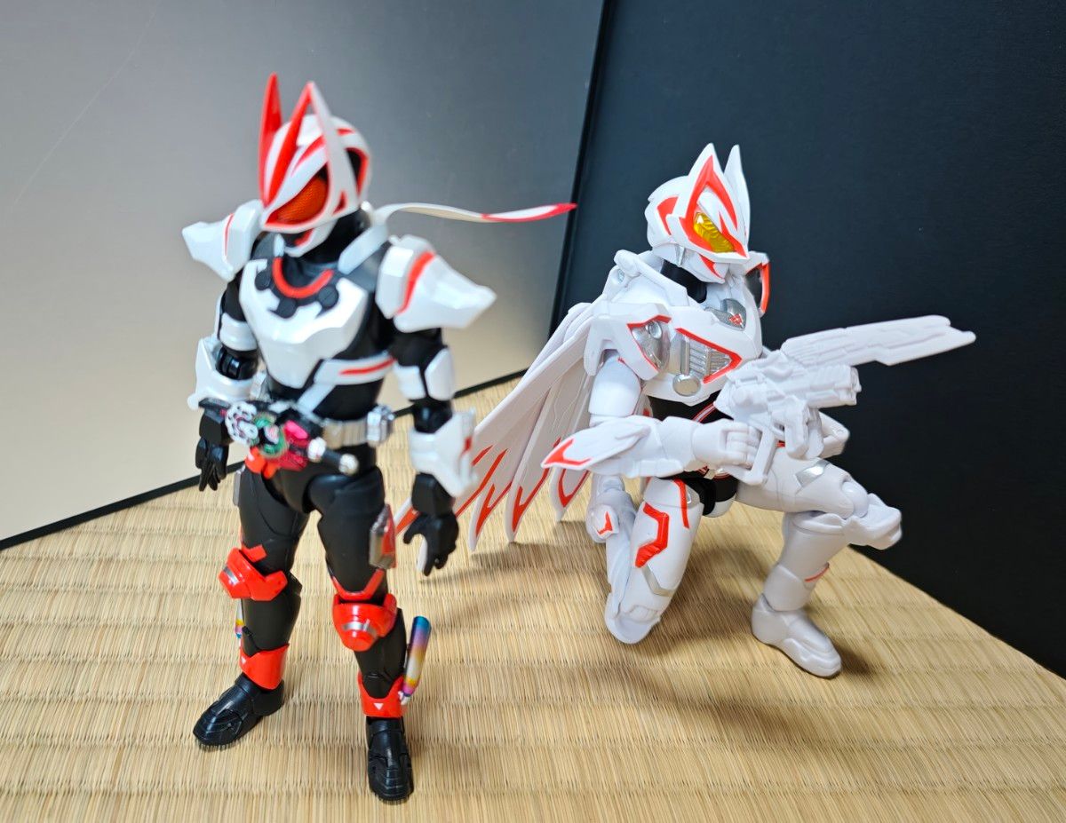 新品未開封】バンダイ中国限定 仮面ライダーギーツIX 超可動フィギュア