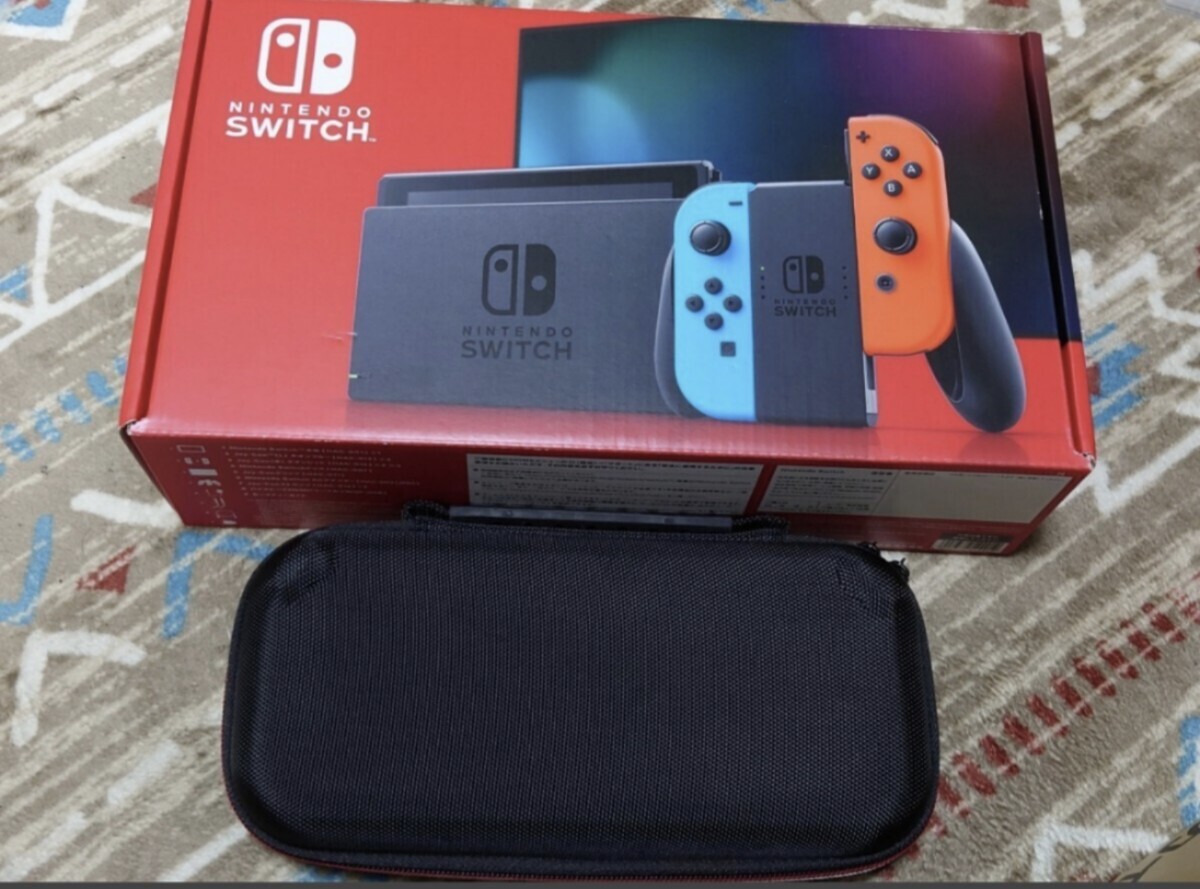 初代Nintendo Switch 青/赤一式（マイクロSDカード付） Nintendo