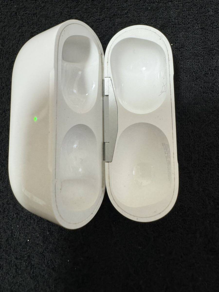 Apple純正 AirPods Pro 第1世代 MWP22J/A 充電ケースのみ イヤホン無し