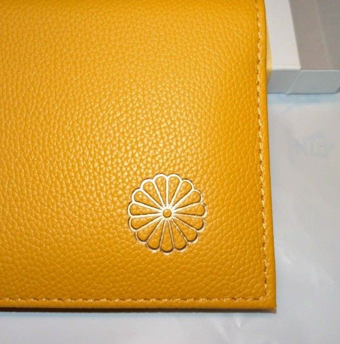 皇居 牛革長財布（イエロー）｜Yahoo!フリマ（旧PayPayフリマ）