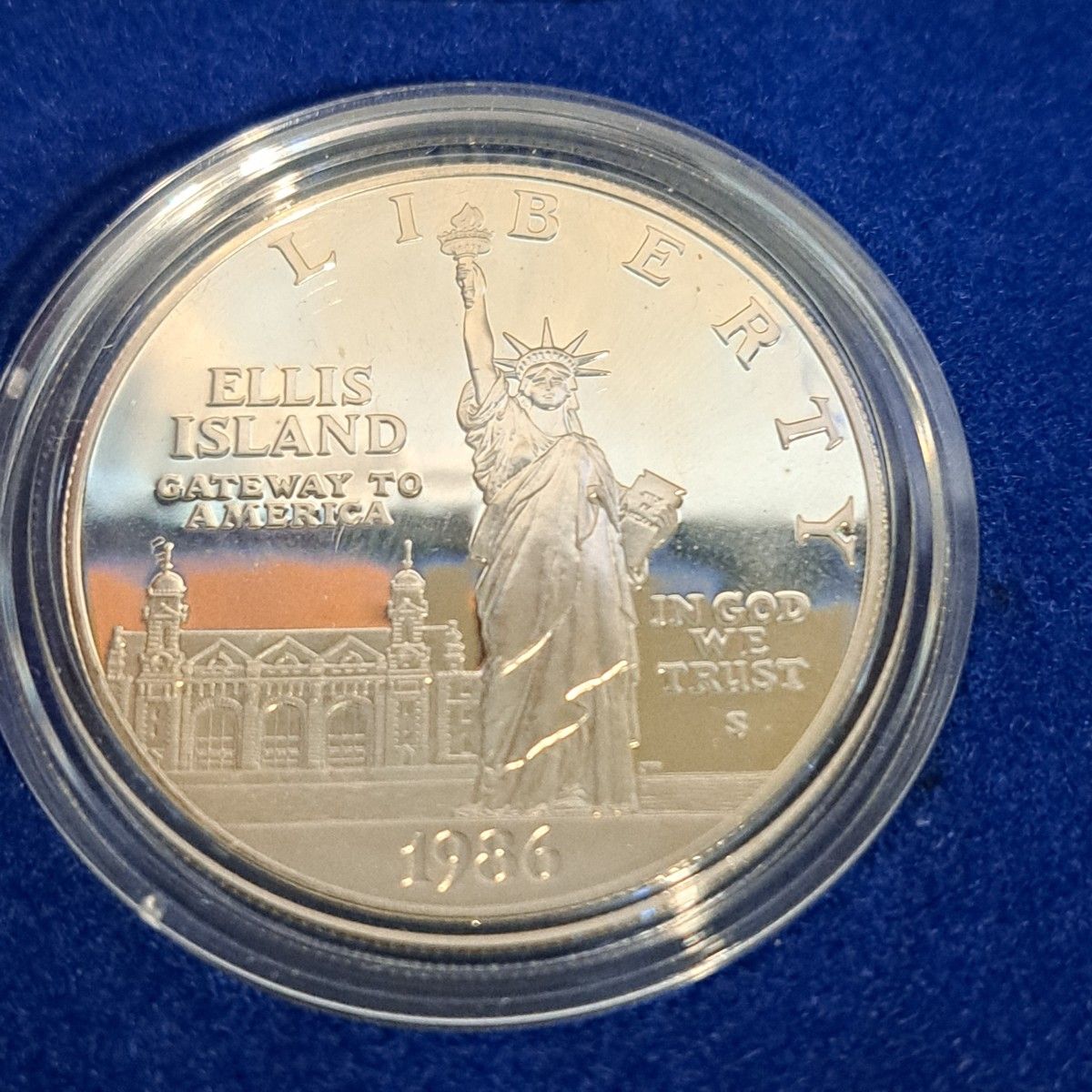 自由の女神 LIBERTY銀貨 1ドル ハーフダラー リバティコイン アメリカ