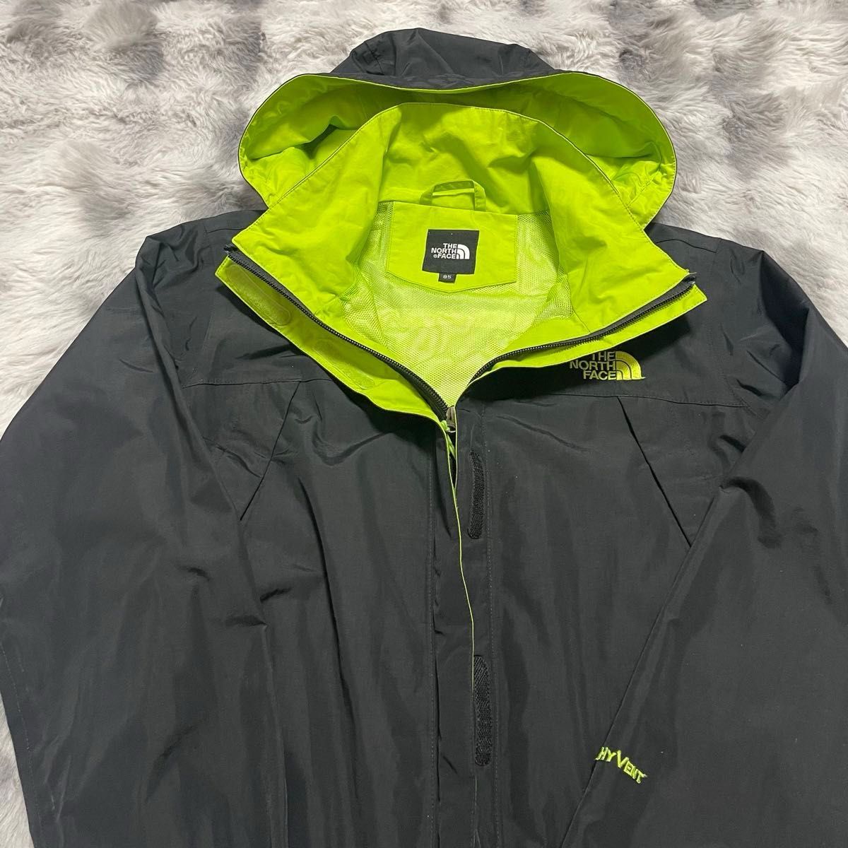 THE NORTH FACE】訳あり 粉吹きあります マウンテンパーカー 黒 蛍光緑