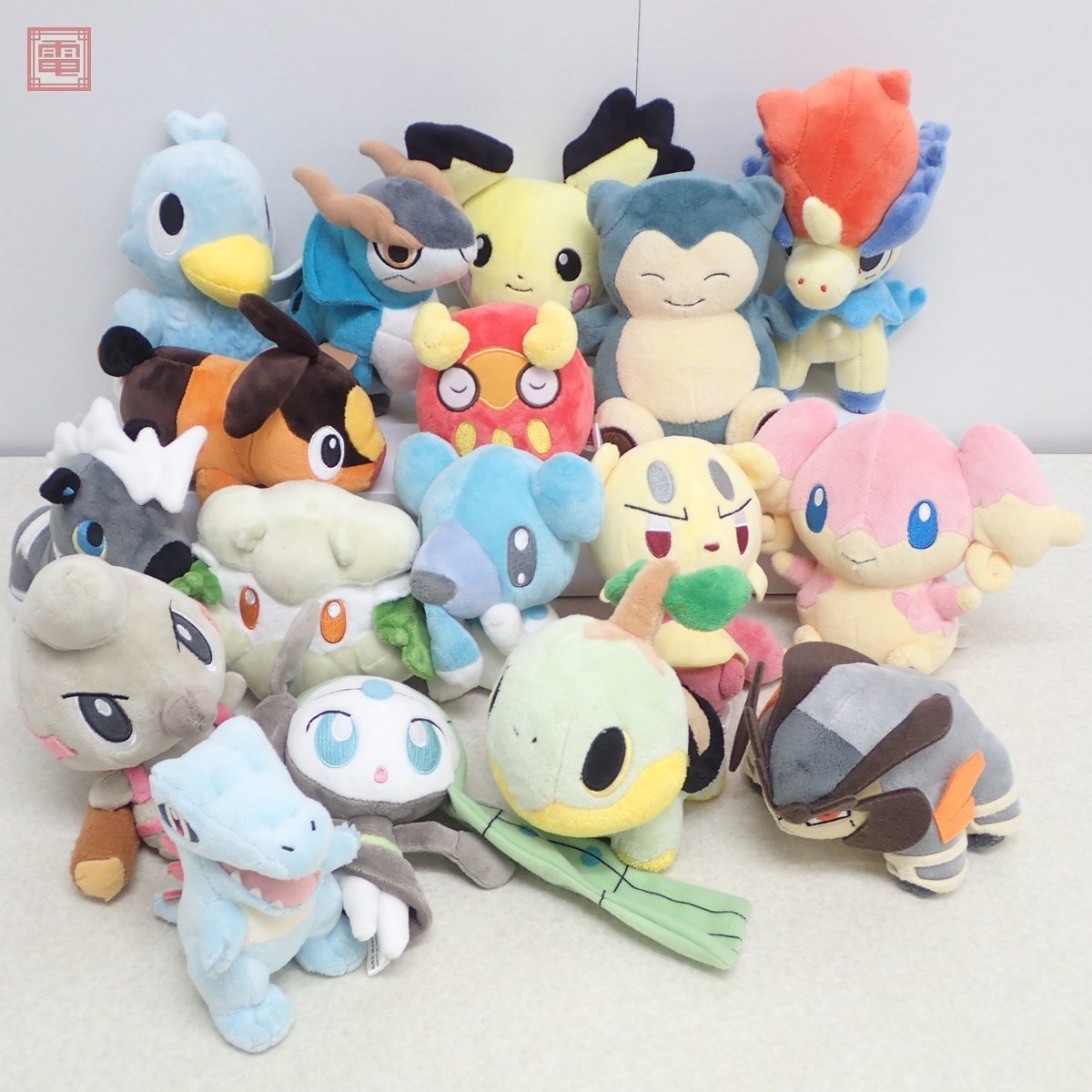 Yahoo!オークション - ポケモンセンター ぬいぐるみ まとめて17体セッ